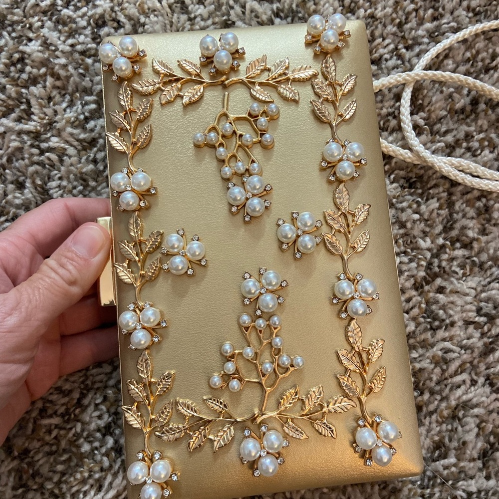 Gold special occasions clutch